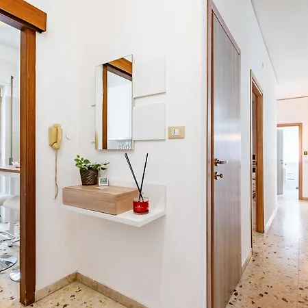 Charme & Bright Apt - Balcony * Catánia