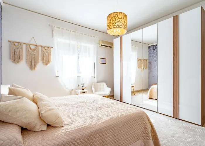 Charme & Bright Apt - Balcony Apartament *